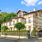Capri - Cozy & Comfortable Near Sopot Beach By Lion Apartments